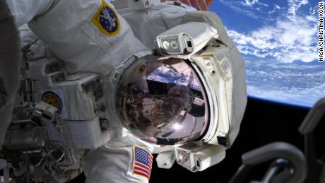 evitar & # 39;  distorção do tempo & # 39;  Viver no espaço pode ajudar os astronautas a prosperar em Marte