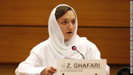& # 39;  O Talibã não pode nos apagar & # 39 ;  A vencedora do Prêmio Internacional dos Direitos da Mulher diz:
