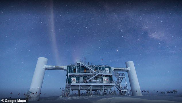 O estudo determinou que partículas fantasmas vêm de Blazar coletando dados de partículas do Observatório IceCube Neutrino na Antártida (foto)