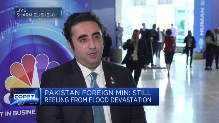 Assista à entrevista completa da CNBC com o ministro das Relações Exteriores do Paquistão, Bilawal Bhutto Zardari